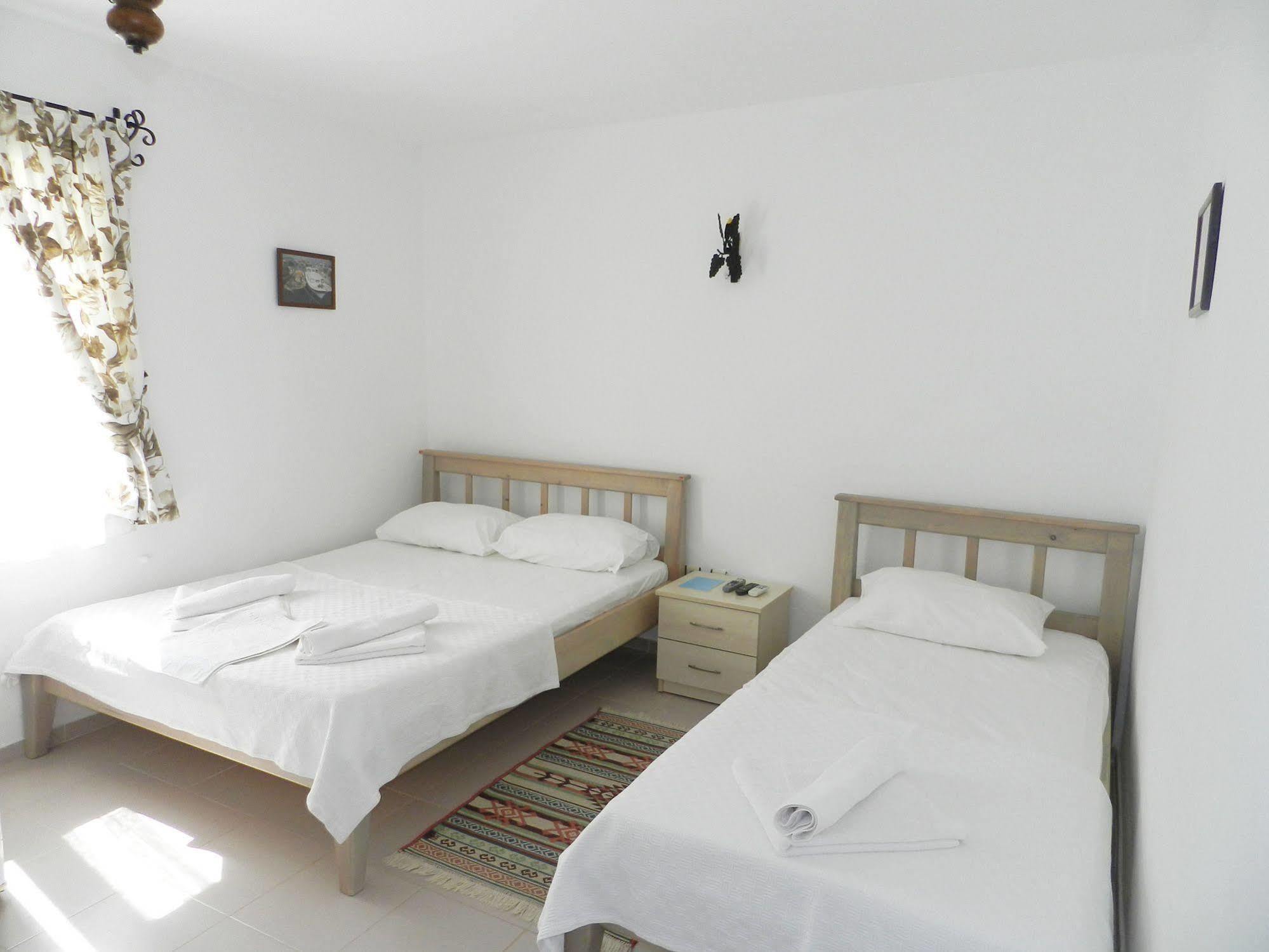 Ada Hotel Бозджаада Экстерьер фото